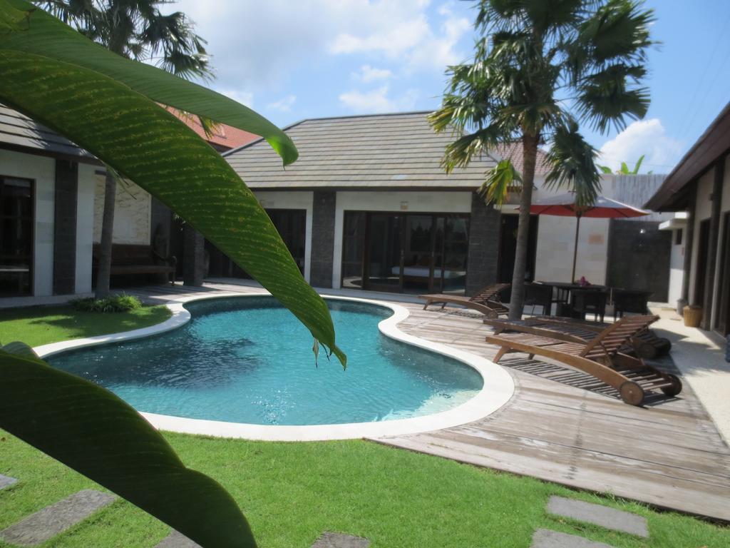 Aleva Villa Seminyak By Ini Vie Hospitality Oda fotoğraf